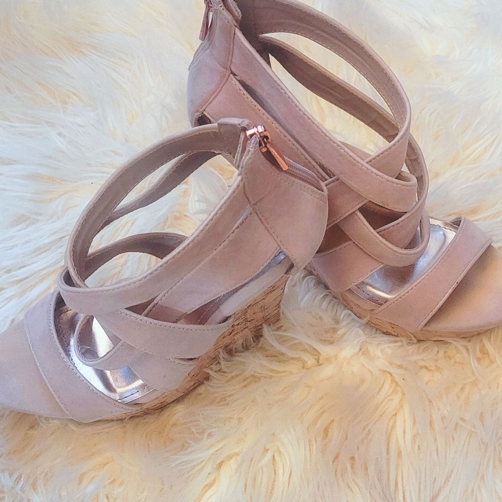 Cream high wedge sandals size 7 Bamboo